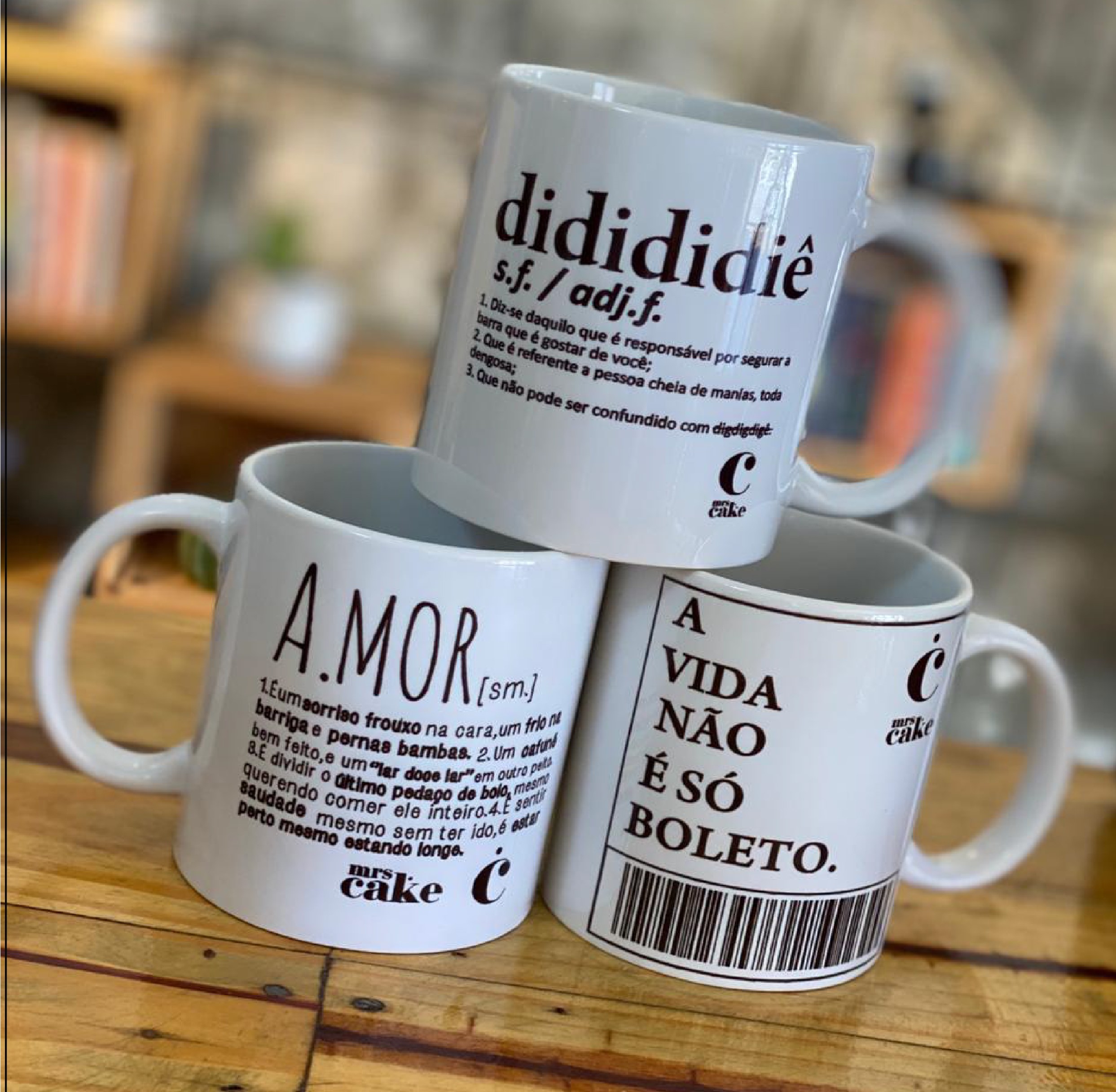 1 Caneca Mrs. Cake ( Casinha e Garden)